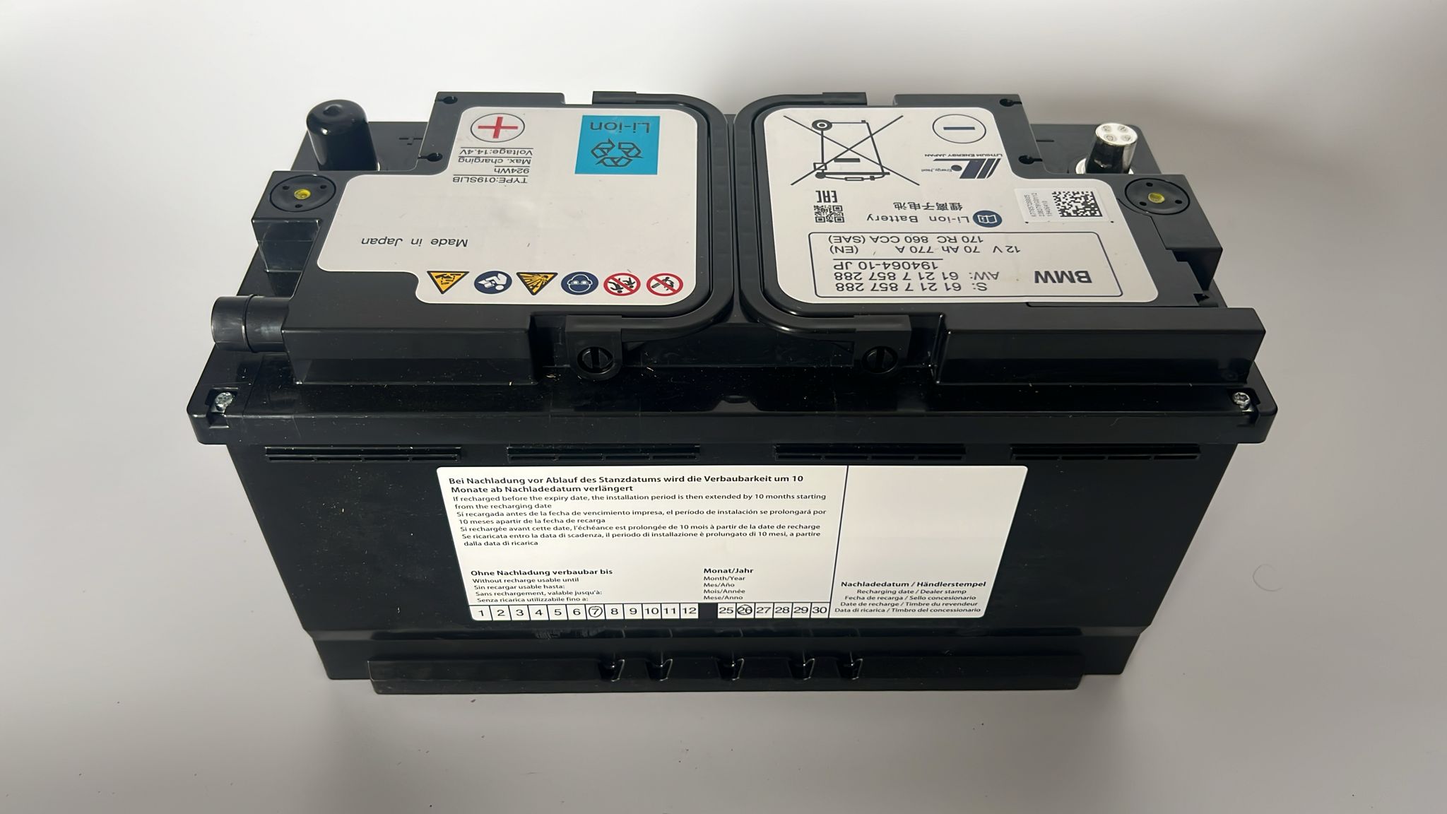 BMW akumulator litowo -jonowy 14.4V oryginał Numer kat: 61217857288...