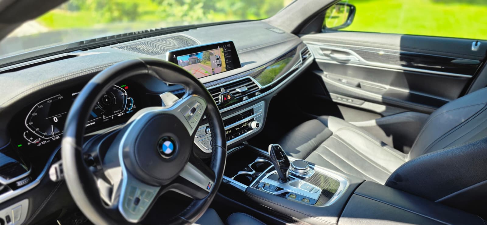 BMW Seria 7 - 745e Plugin Prestige