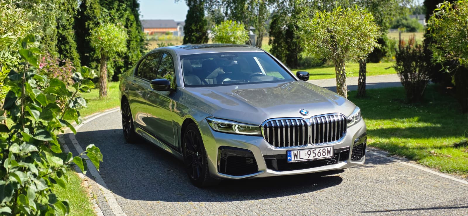 BMW Seria 7 - 745e Plugin Prestige