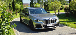 BMW Seria 7 - 745e Plugin Prestige