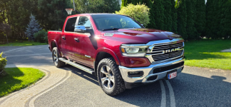 DODGE RAM 1500 LARAMIE V8 4x4 HEMI