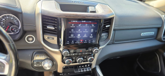 DODGE RAM 1500 LARAMIE V8 4x4 HEMI