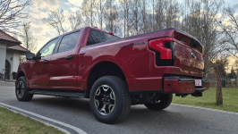 FORD FORD F­150 LIGHTNING XLT