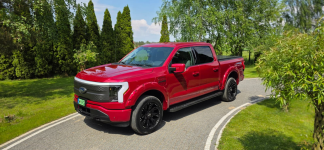 FORD FORD F­150 LIGHTNING XLT