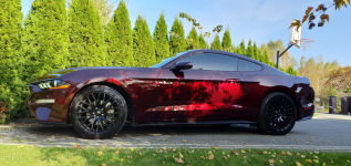 FORD Mustang Ecoboost Ruby Red