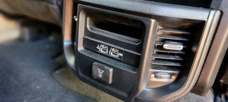 DODGE RAM 1500 4x4 BIGHORN