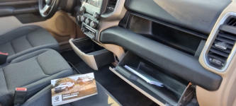 DODGE RAM 1500 4x4 BIGHORN