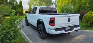 DODGE RAM 1500 Lone Star 5.7 4x4 Duza Kabina