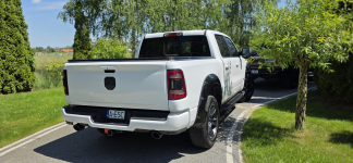 DODGE RAM 1500 Lone Star 5.7 4x4 Duza Kabina