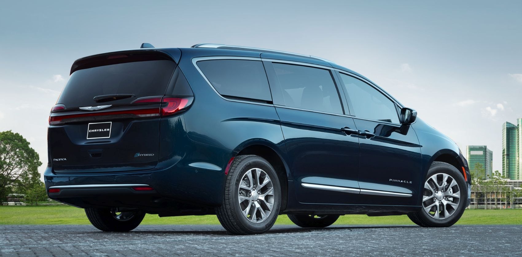 Chrysler PACIFICA HYBRID PLUGIN TOURING L 2022