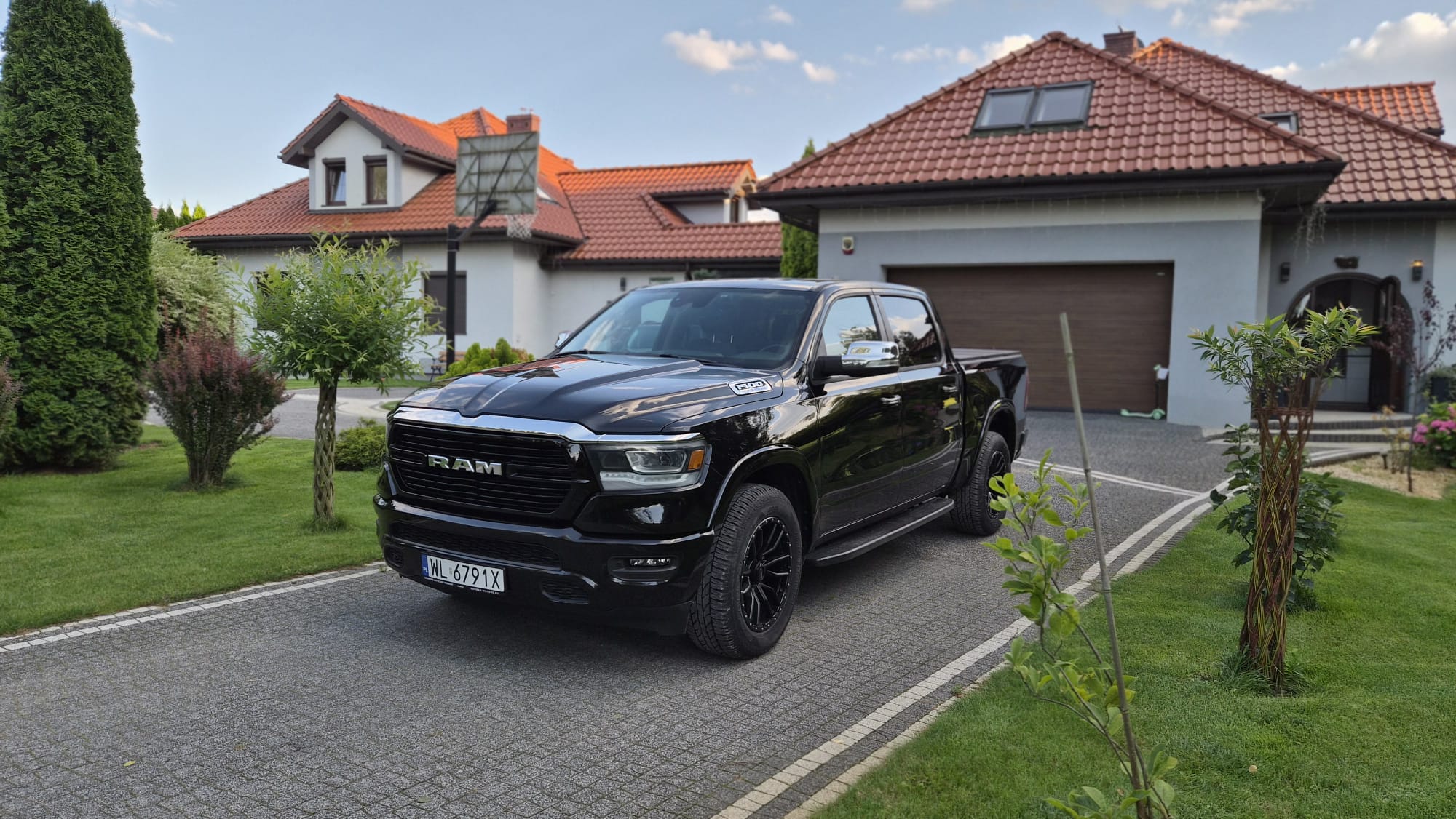 DODGE 1500 LARAMIE Limited 4x4