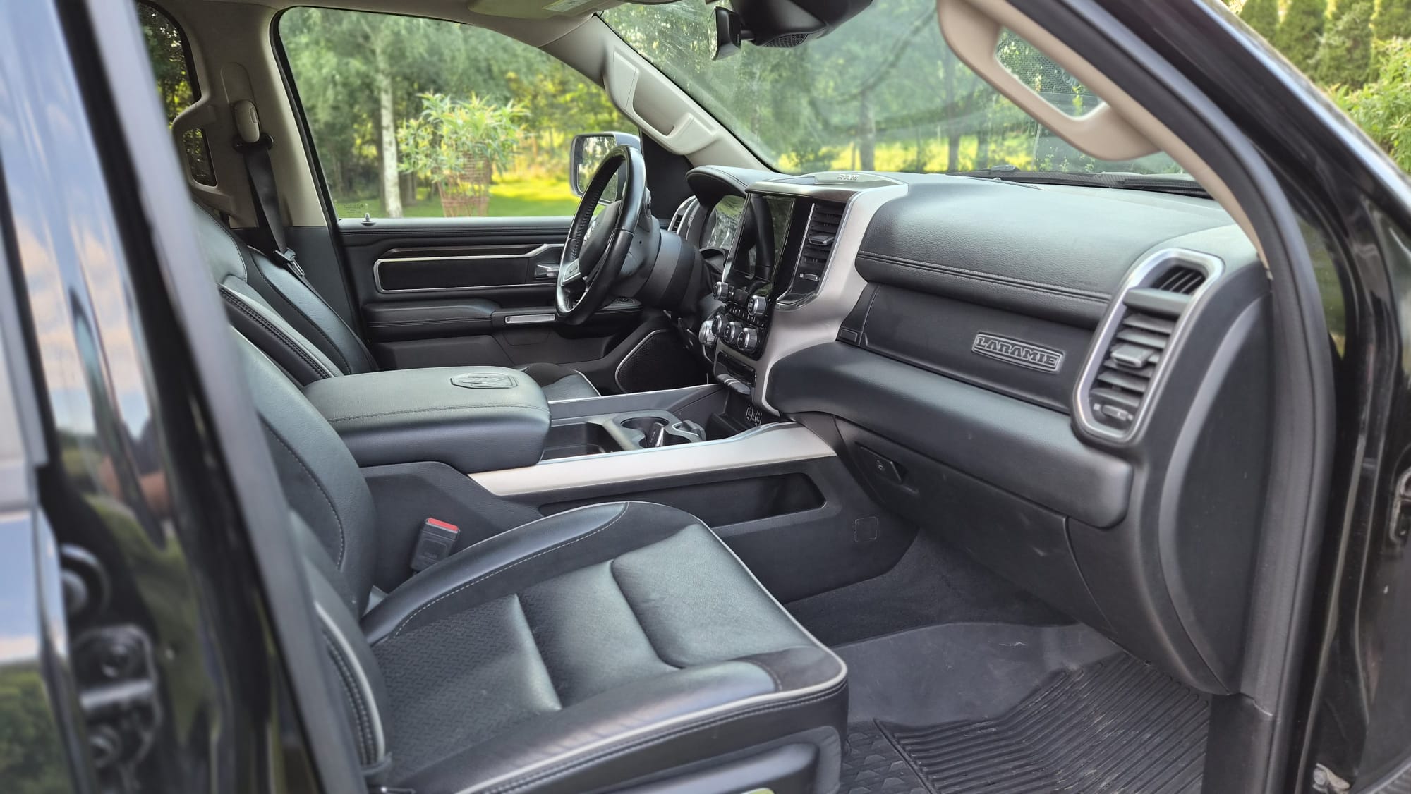 DODGE 1500 LARAMIE Limited 4x4