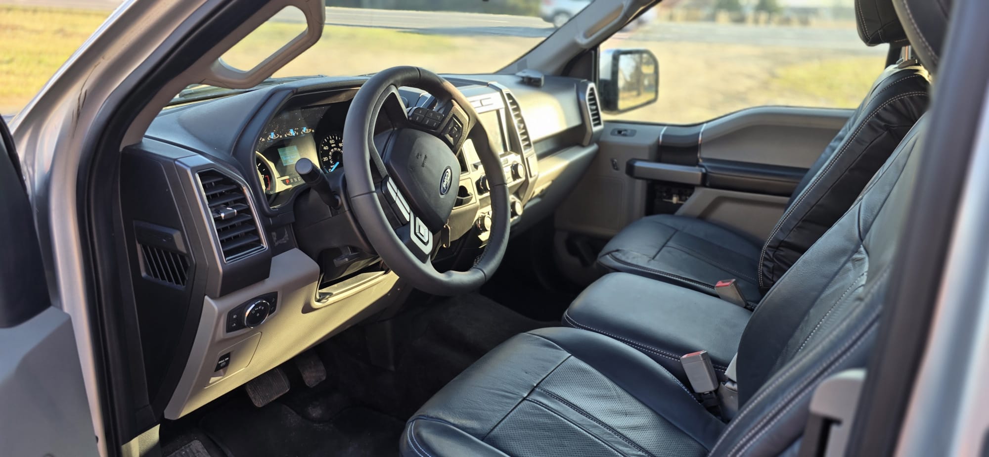 FORD F150 XLT