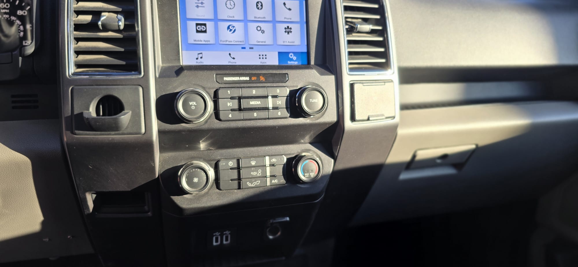 FORD F150 XLT