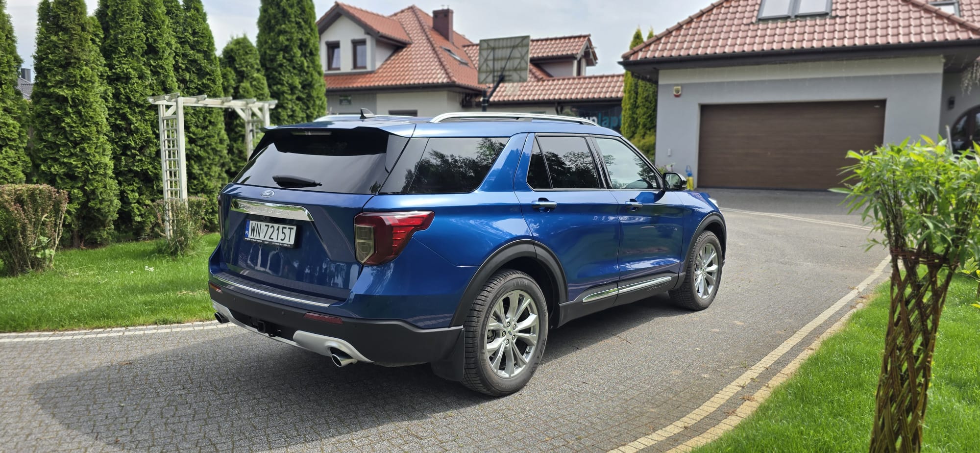 FORD EXPLORER LIMITED 4x4
