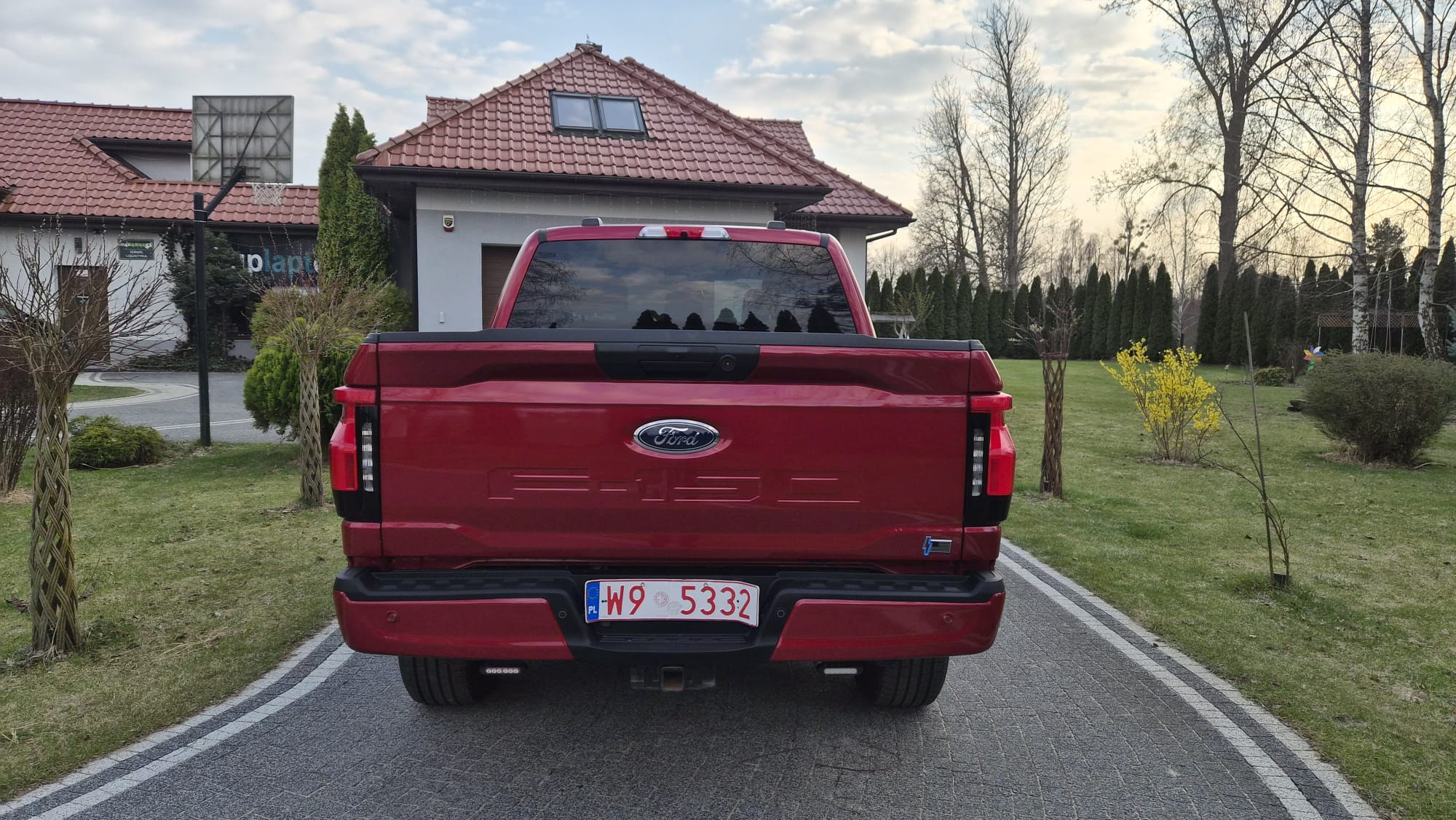 FORD FORD F150 LIGHTNING XLT