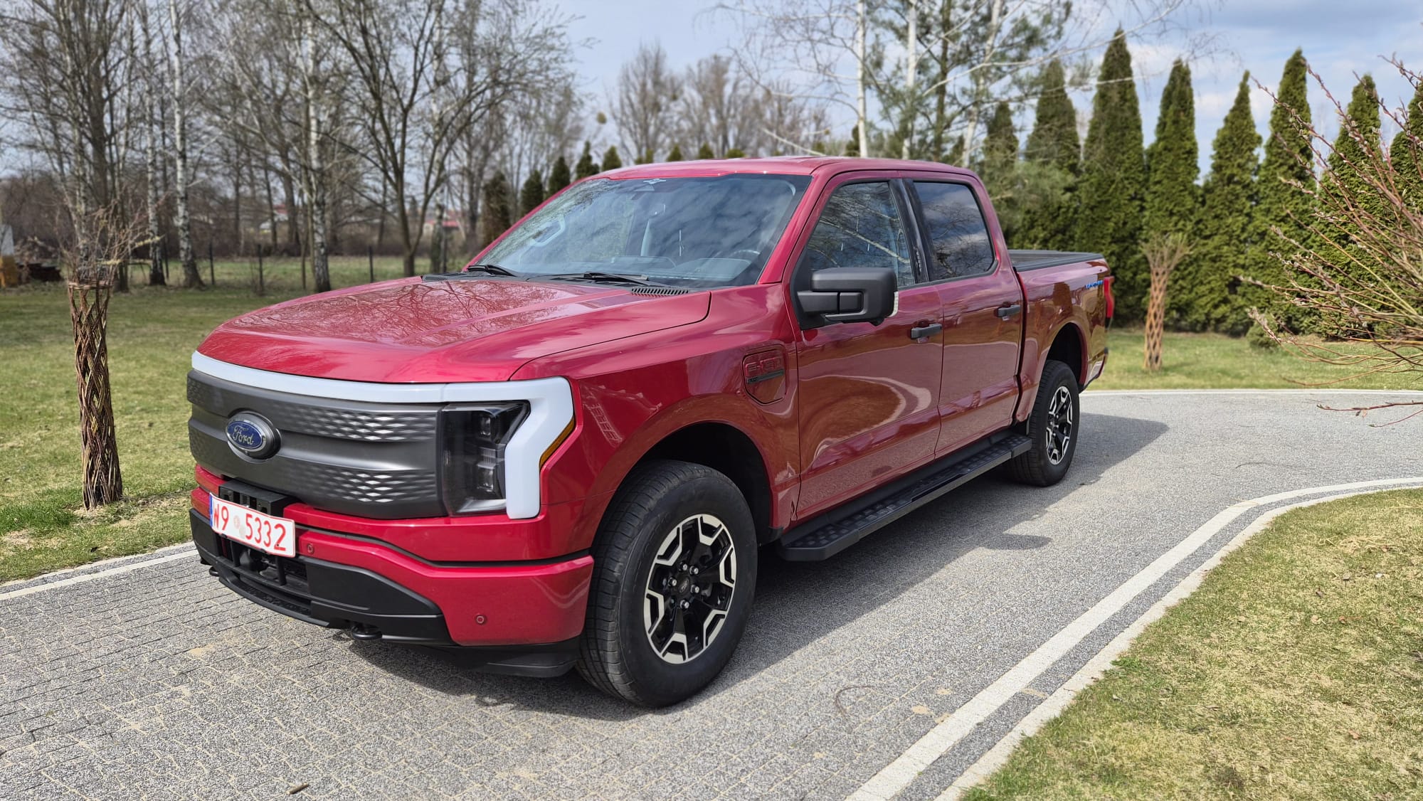 FORD FORD F150 LIGHTNING XLT