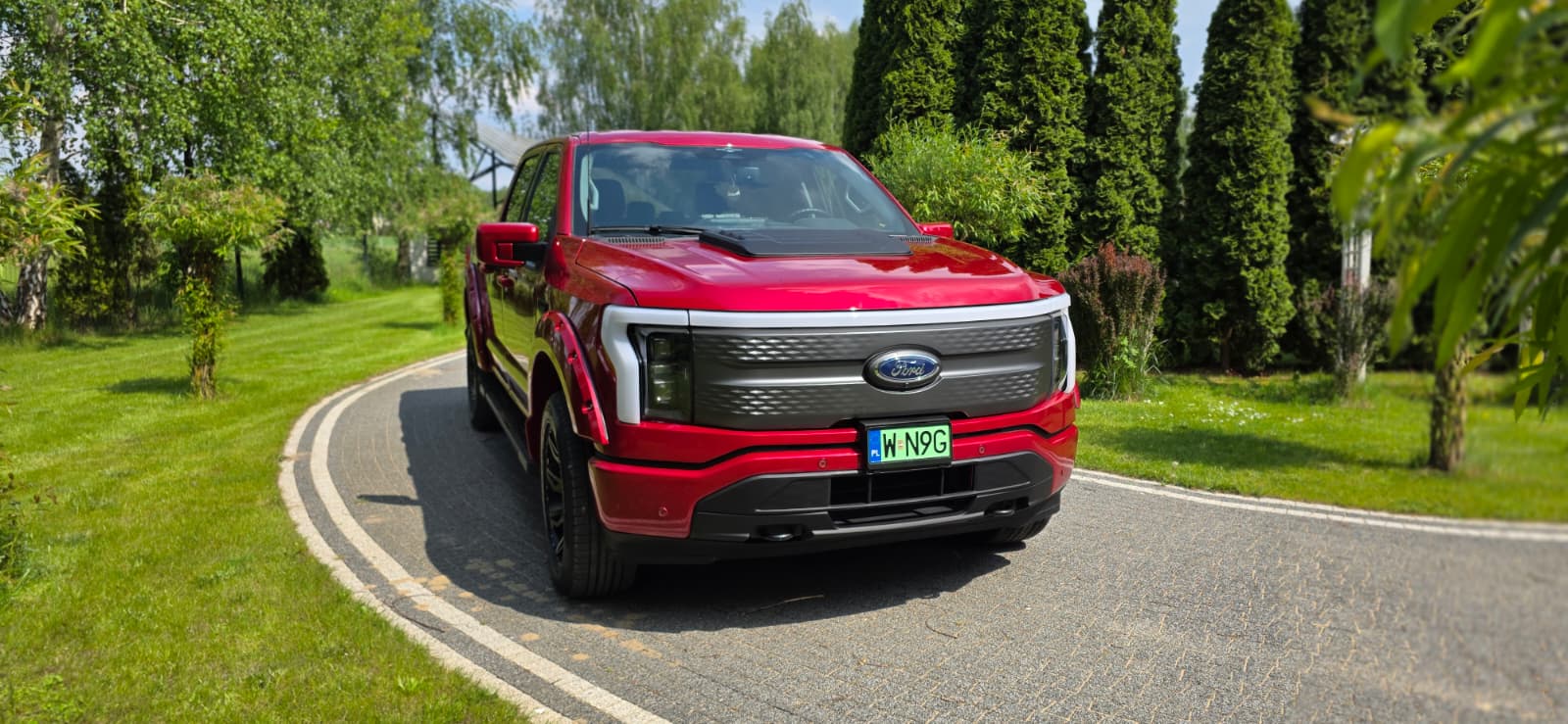 FORD FORD F­150 LIGHTNING XLT