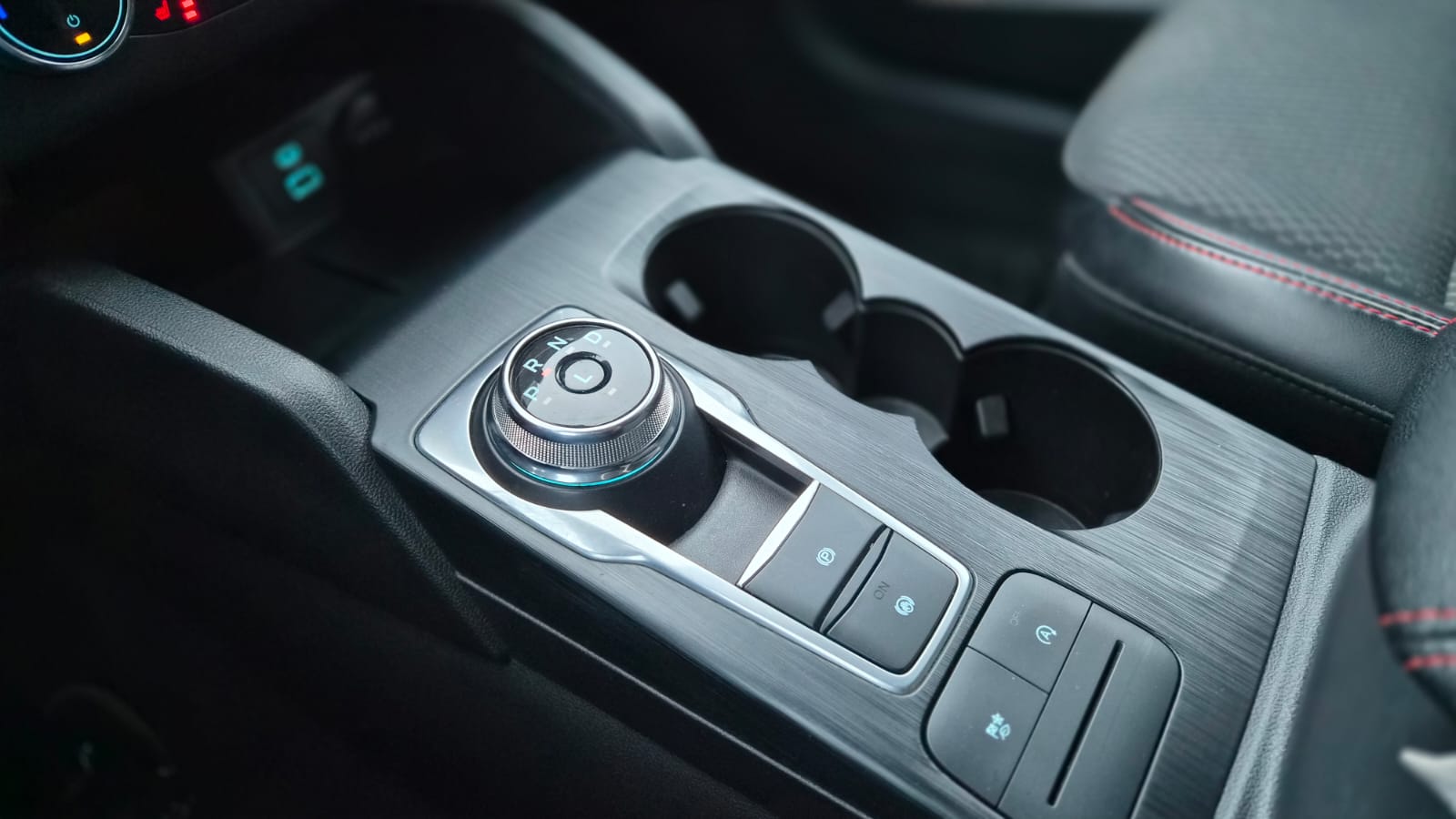 FORD KUGA ESCAPE ST-LINE 2023 4x4