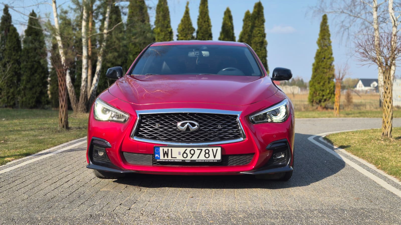 Infinity Q50 RED SPORT 400