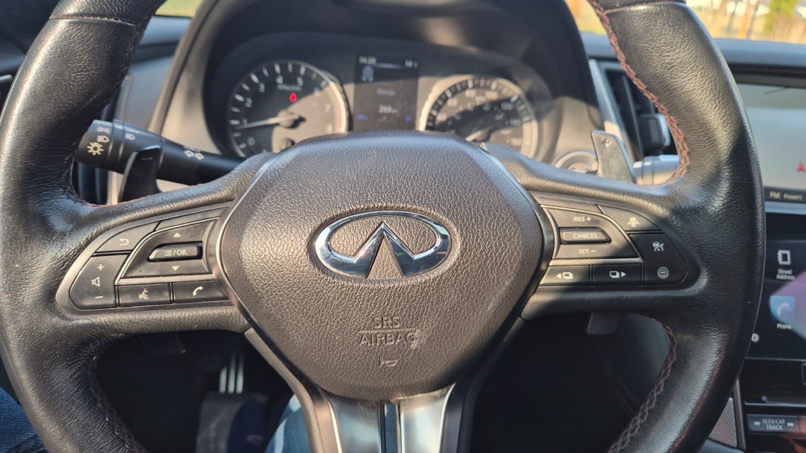 Infinity Q50 RED SPORT 400