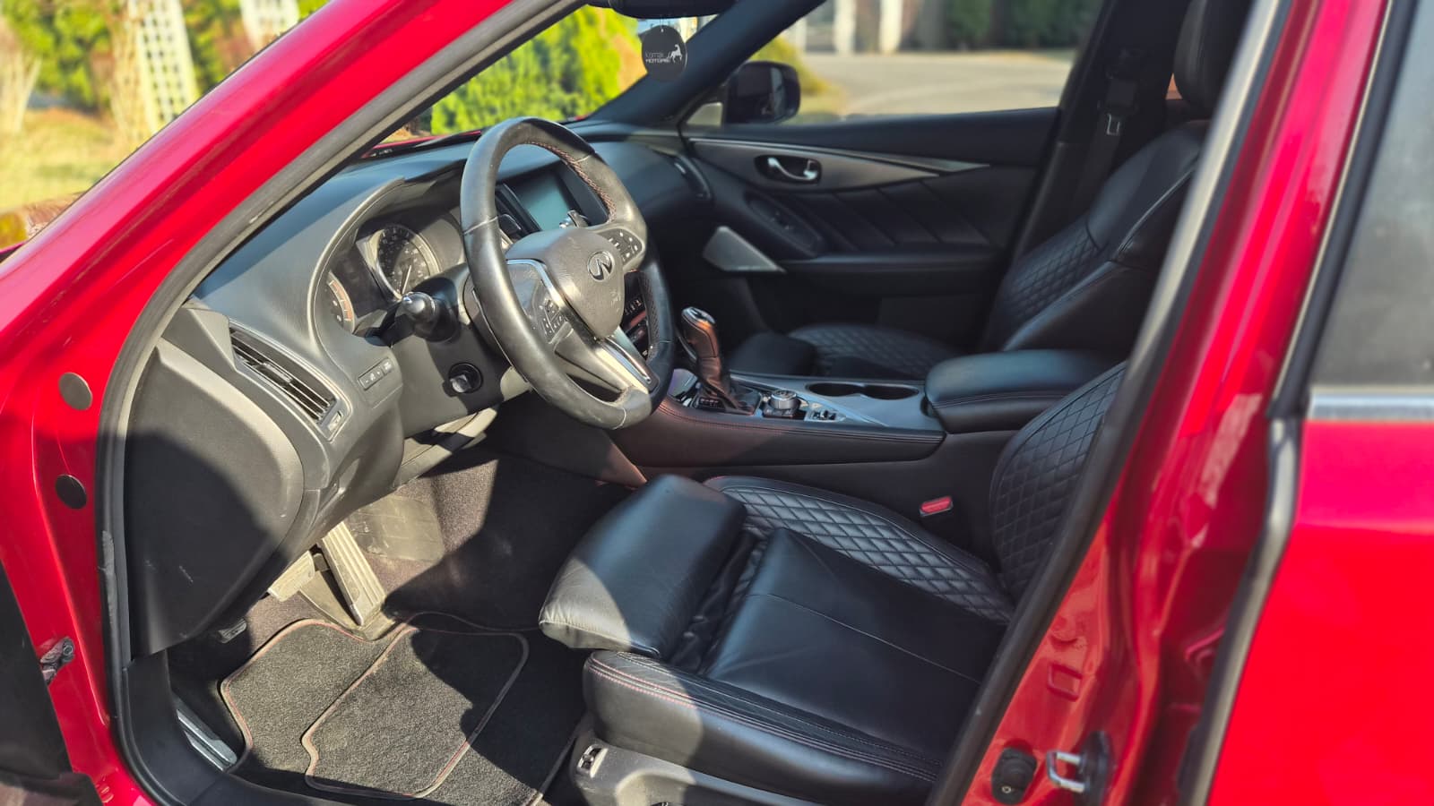 Infinity Q50 RED SPORT 400