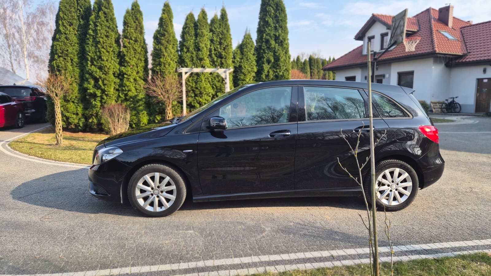 Mercedes B180 Premium 4x2