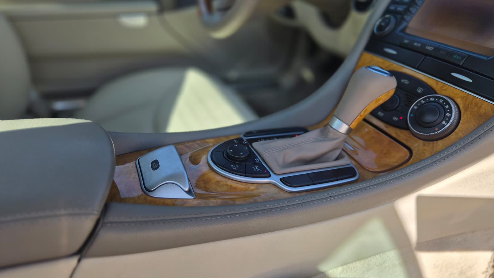 Mercedes SL550 Cabrio 5.5 V8 Prestige