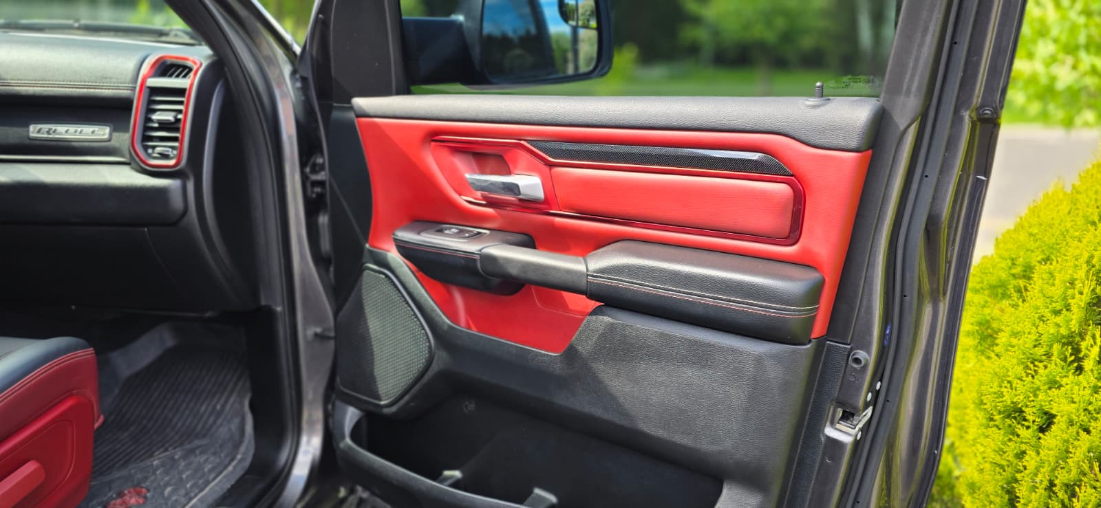 DODGE RAM 1500 REBEL 3.6 PENTASTAR 4x4