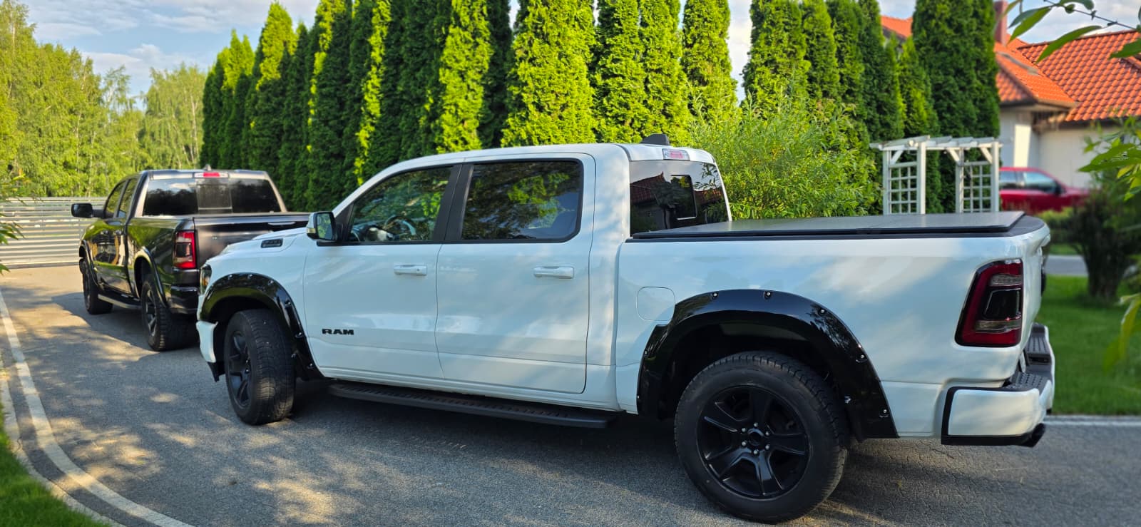 DODGE RAM 1500 Lone Star 5.7 4x4 Duza Kabina