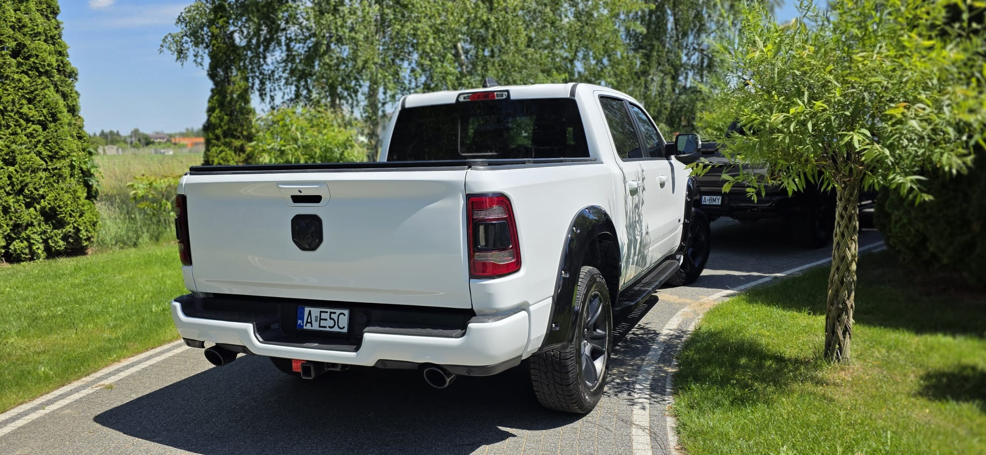 DODGE RAM 1500 Lone Star 5.7 4x4 Duza Kabina