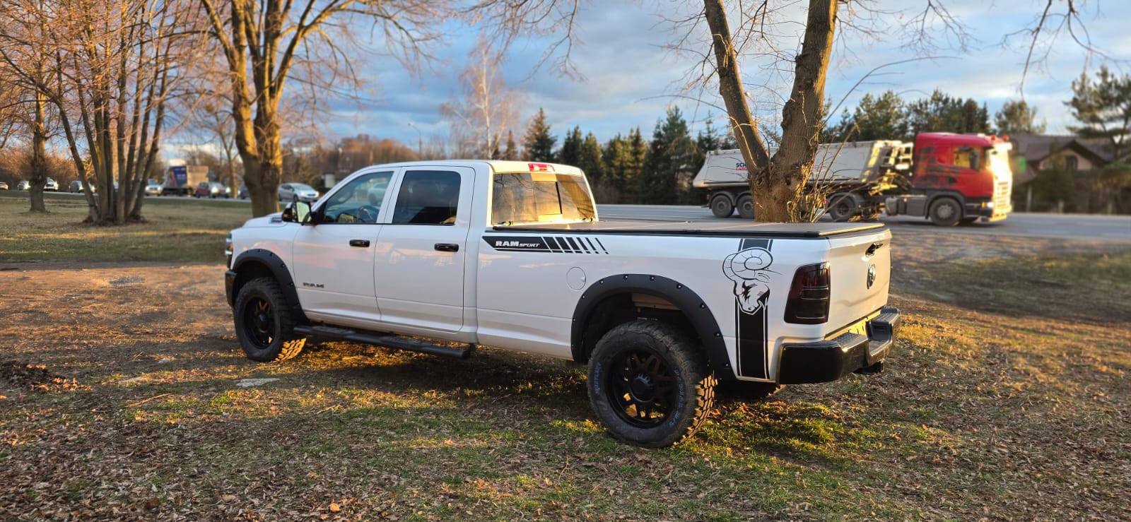 DODGE RAM 2500 6.4 SRT