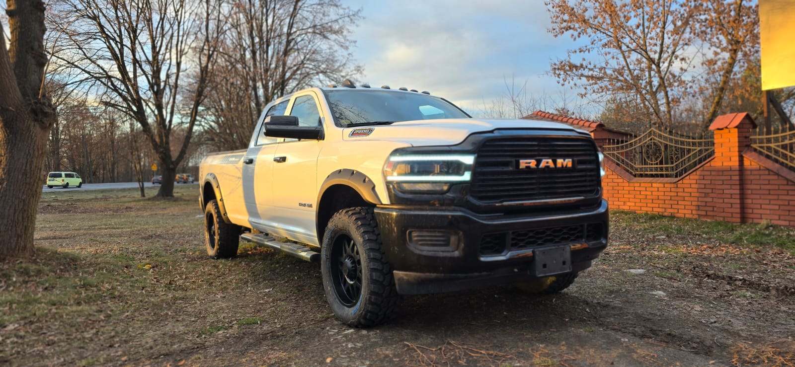 DODGE RAM 2500 6.4 SRT