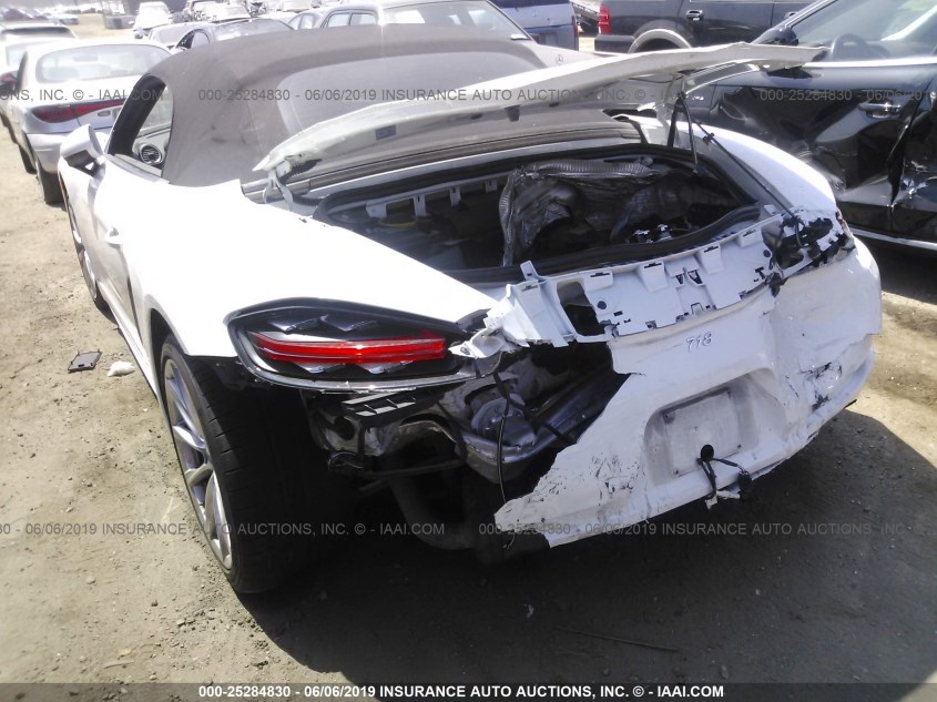 Porsche BOXSTER 718 CABRIO