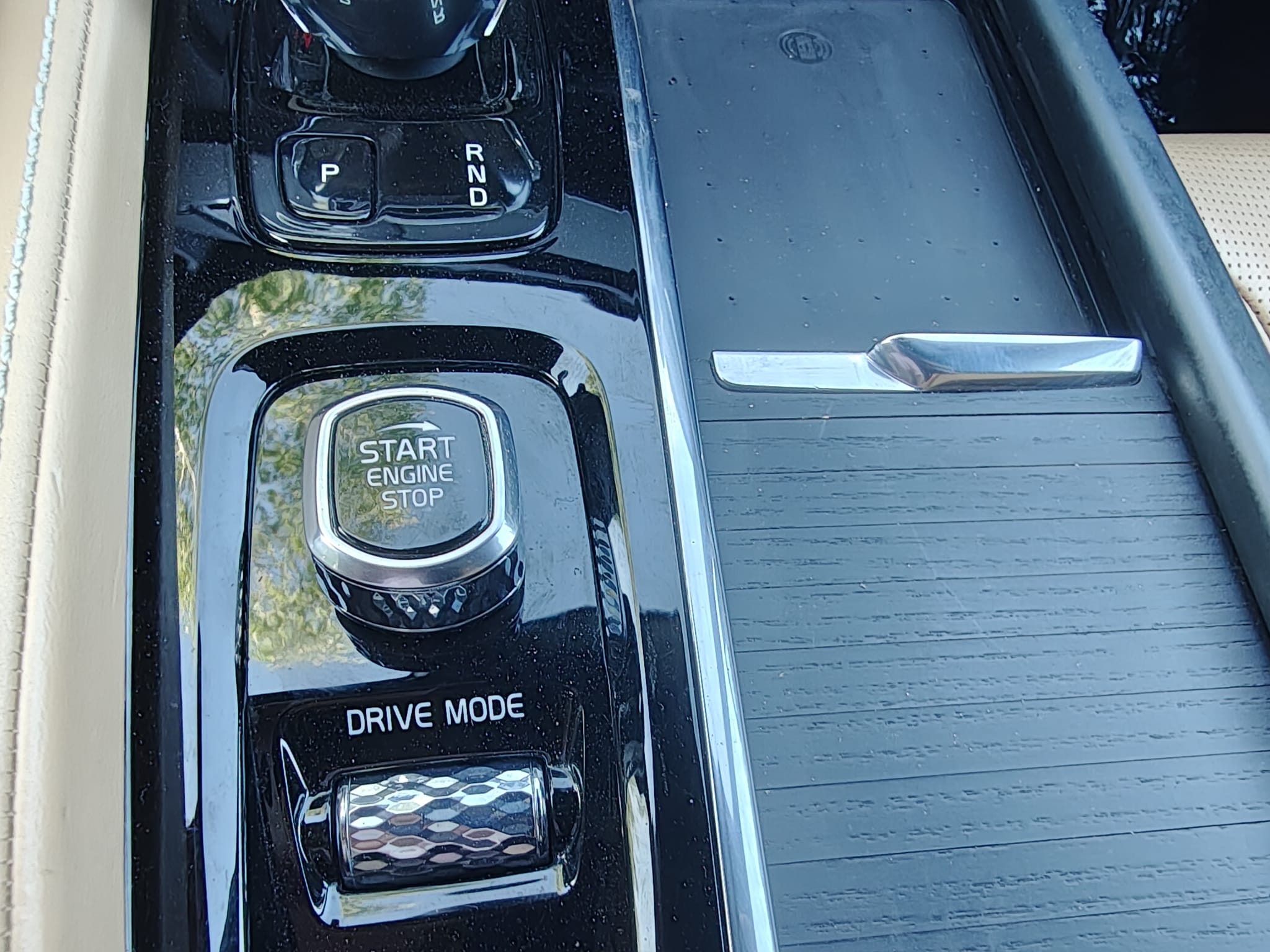 VOLVO XC90 Inscription B5 4x4