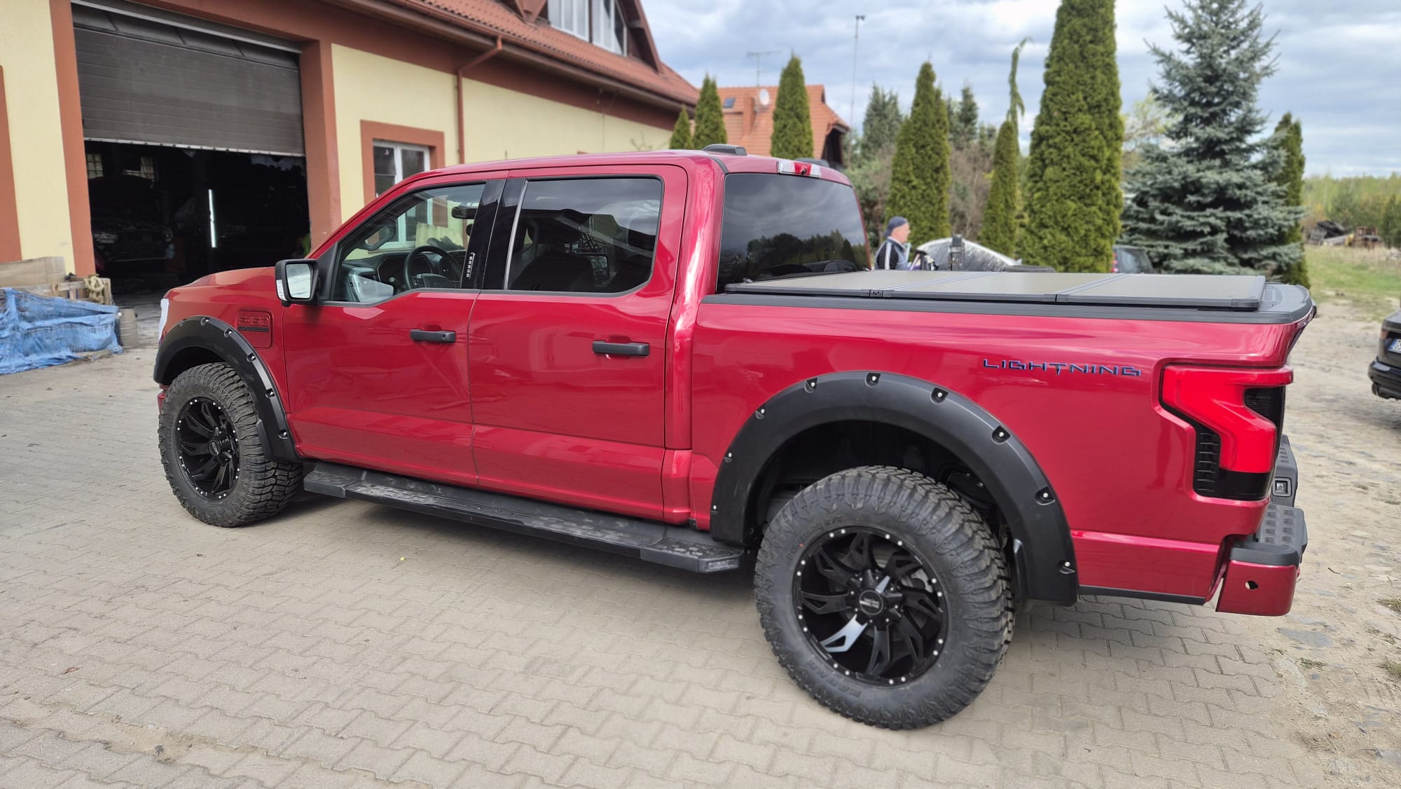 FORD FORD F150 LIGHTNING XLT